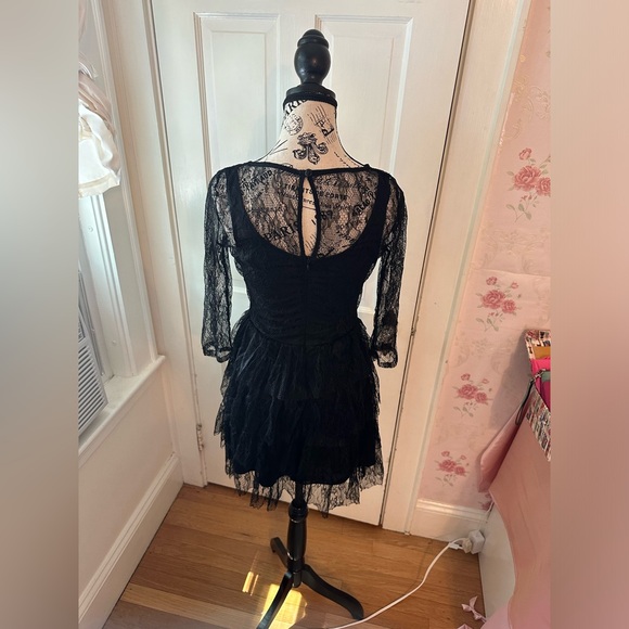 ALLISON ARGENT BLACK DRESS - Picture 2 of 3